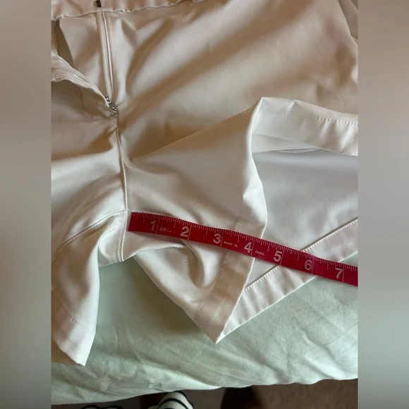 Nike dri-fit white golf shorts - Picture 3 of 7